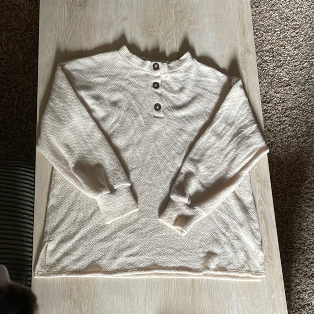 Lush Cream Crewneck Sweater Relaxed Fit